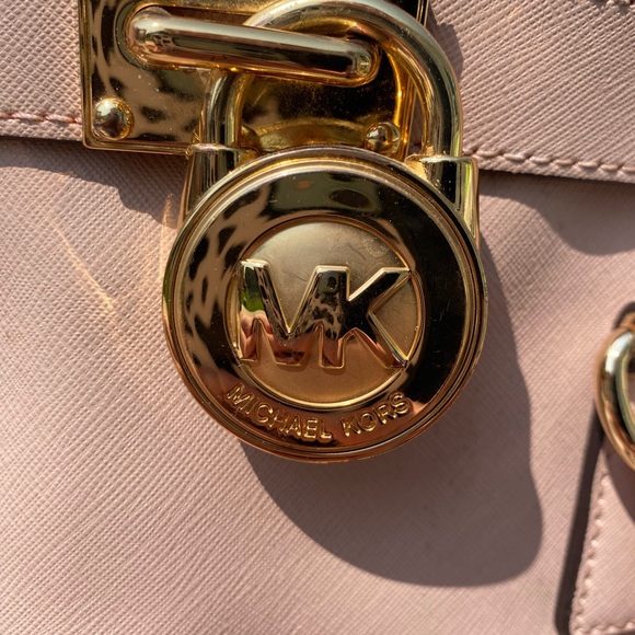 Micheal Kors Large Tote Bag - Picture 6 of 7